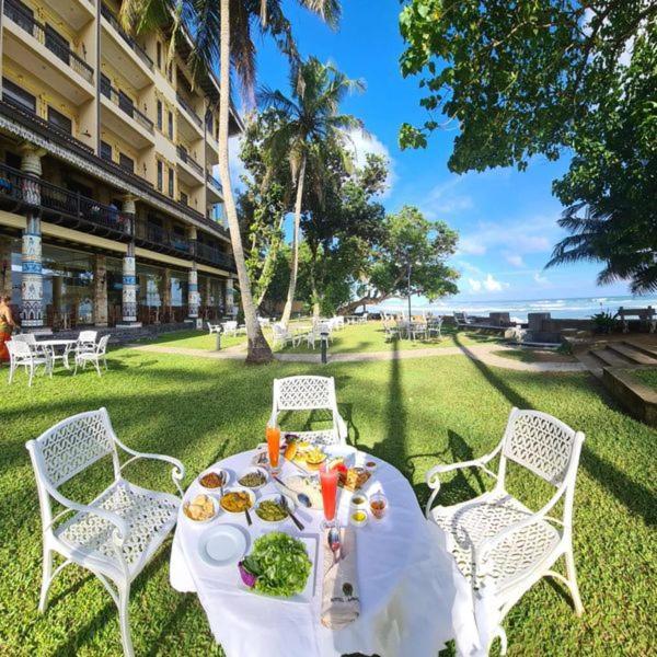 The Kabalana Hotel アハンガマ エクステリア 写真